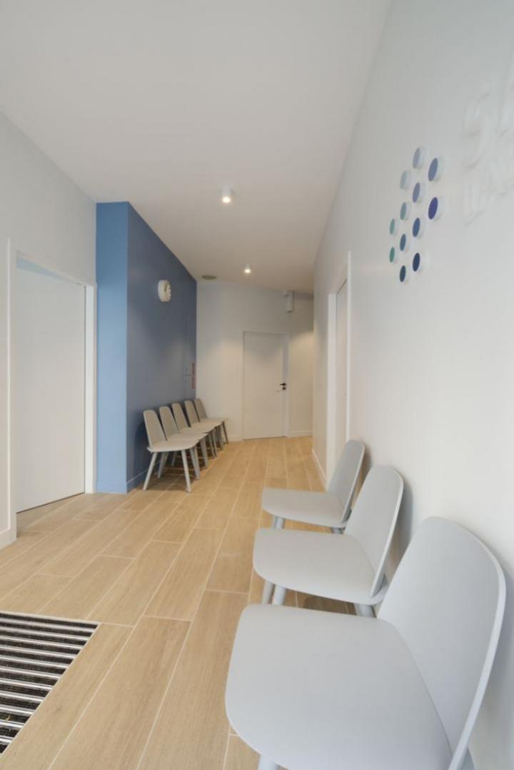 Conception salle d'attente Saint-Laurent-des-Arbres