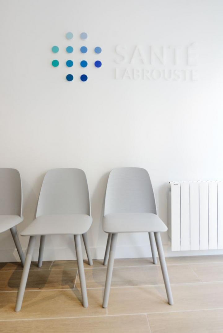 Design salle d'attente Saint-Laurent-des-Arbres